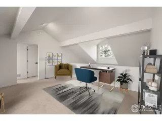 Photo #6: 1008742 Listing