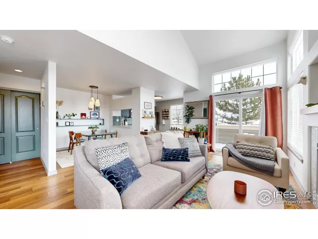 MLS: 1008892 Condo For Sale