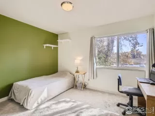 Photo #4: 1008954 Listing 