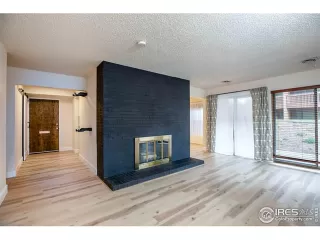 Photo #2: 1008957 Listing