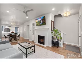 Photo #3: 1009043 Listing