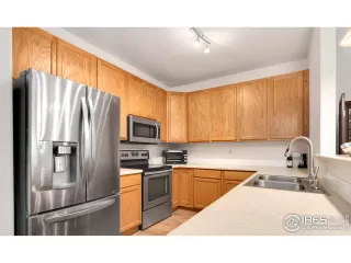 Photo #6: 1009052 Listing