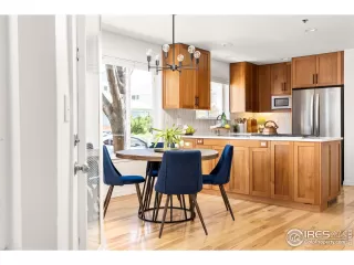 Photo #3: 1009068 Listing 