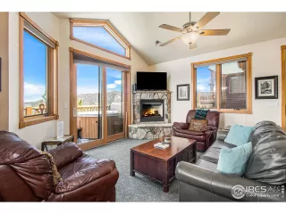 Photo #3: 1009117 Listing