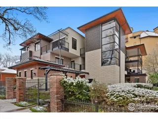 Photo #1: 1009130 Listing