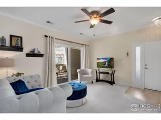 Photo #3: 1009131 Listing