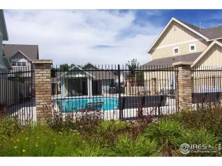 Photo #1: 1009197 Listing