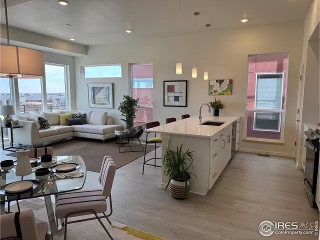 MLS: 1009354 Condo For Sale