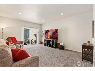 Photo #5: 1009375 Listing 