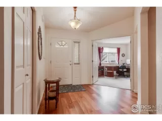 Photo #3: 1009423 Listing