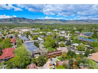 Photo #1: 1009477 Listing