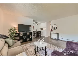 Photo #3: 1009536 Listing 