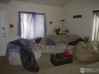 Photo #3: 1009576 Listing