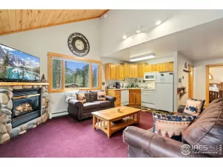 Photo #3: 1009593 Listing 