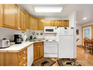 Photo #6: 1009593 Listing 