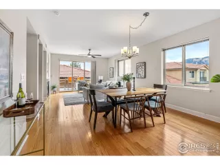 Photo #5: 1009751 Listing 