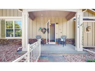 Photo #2: 1009839 Listing