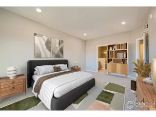 Photo #5: 1009844 Listing