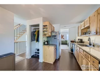 Photo #4: 1009851 Listing 