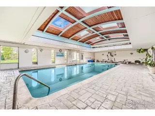 Photo #5: 1010004 Listing