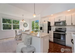 Photo #2: 1010048 Listing 