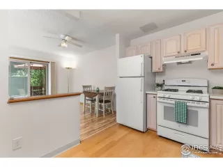 Photo #6: 1010161 Listing