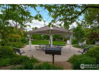 Photo #4: 1010175 Listing