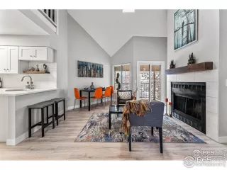 Photo #5: 1010177 Listing