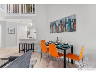 Photo #6: 1010177 Listing