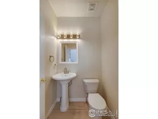 Photo #4: 1010180 Listing