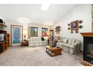 Photo #3: 1010196 Listing