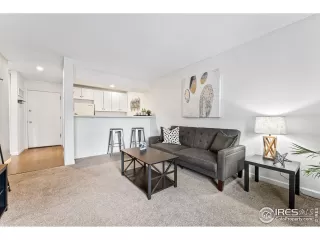 Photo #2: 1010232 Listing 