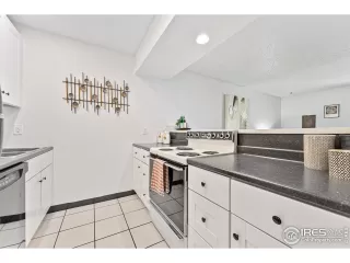 Photo #6: 1010232 Listing 