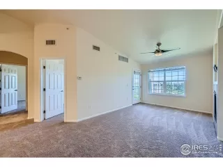 Photo #5: 1010248 Listing 