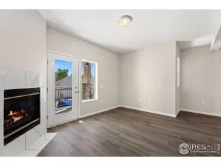 Photo #4: 1010276 Listing