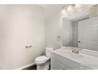 Photo #5: 1010276 Listing