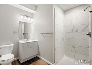 Photo #6: 1010276 Listing