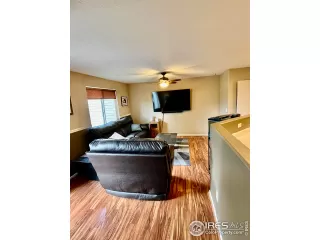 Photo #4: 1010317 Listing 