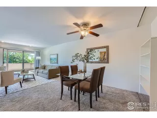 Photo #5: 1010335 Listing