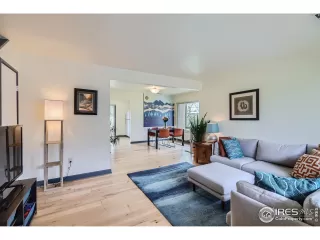 Photo #3: 1010343 Listing