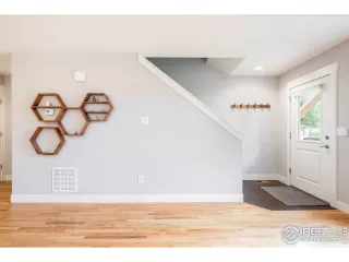 Photo #6: 1010365 Listing