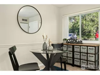 Photo #4: 1010454 Listing