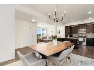 Photo #5: 1010664 Listing