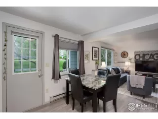 Photo #6: 1010684 Listing