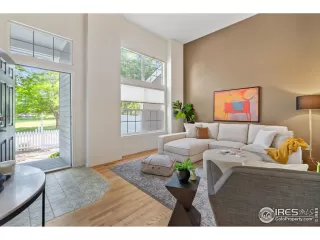 Photo #3: 1010715 Listing