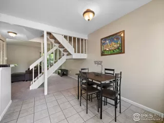 Photo #3: 1010759 Listing