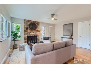 Photo #4: 1010762 Listing 