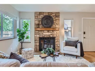 Photo #6: 1010762 Listing 