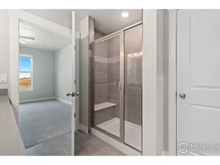 Photo #6: 1010769 Listing