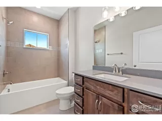 Photo #6: 1010782 Listing